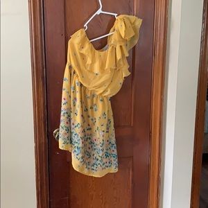 One shoulder yellow dress xl